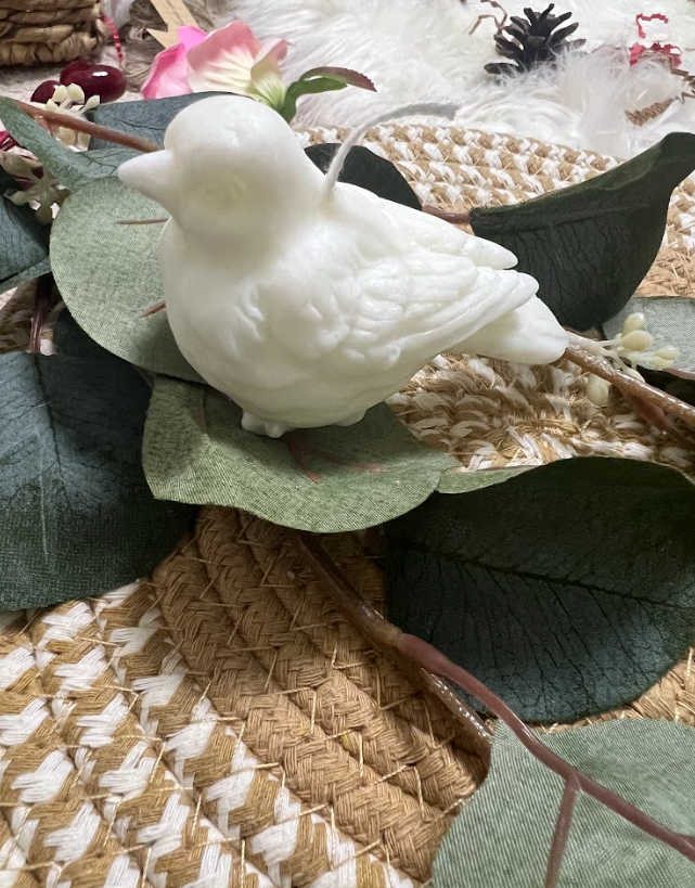 Bird candle