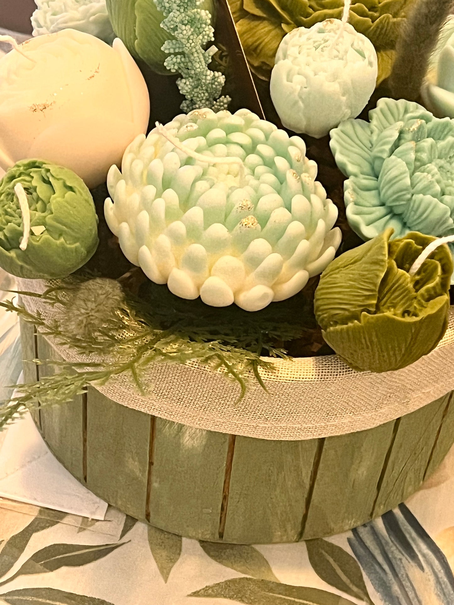 Aquatic candle bouquet