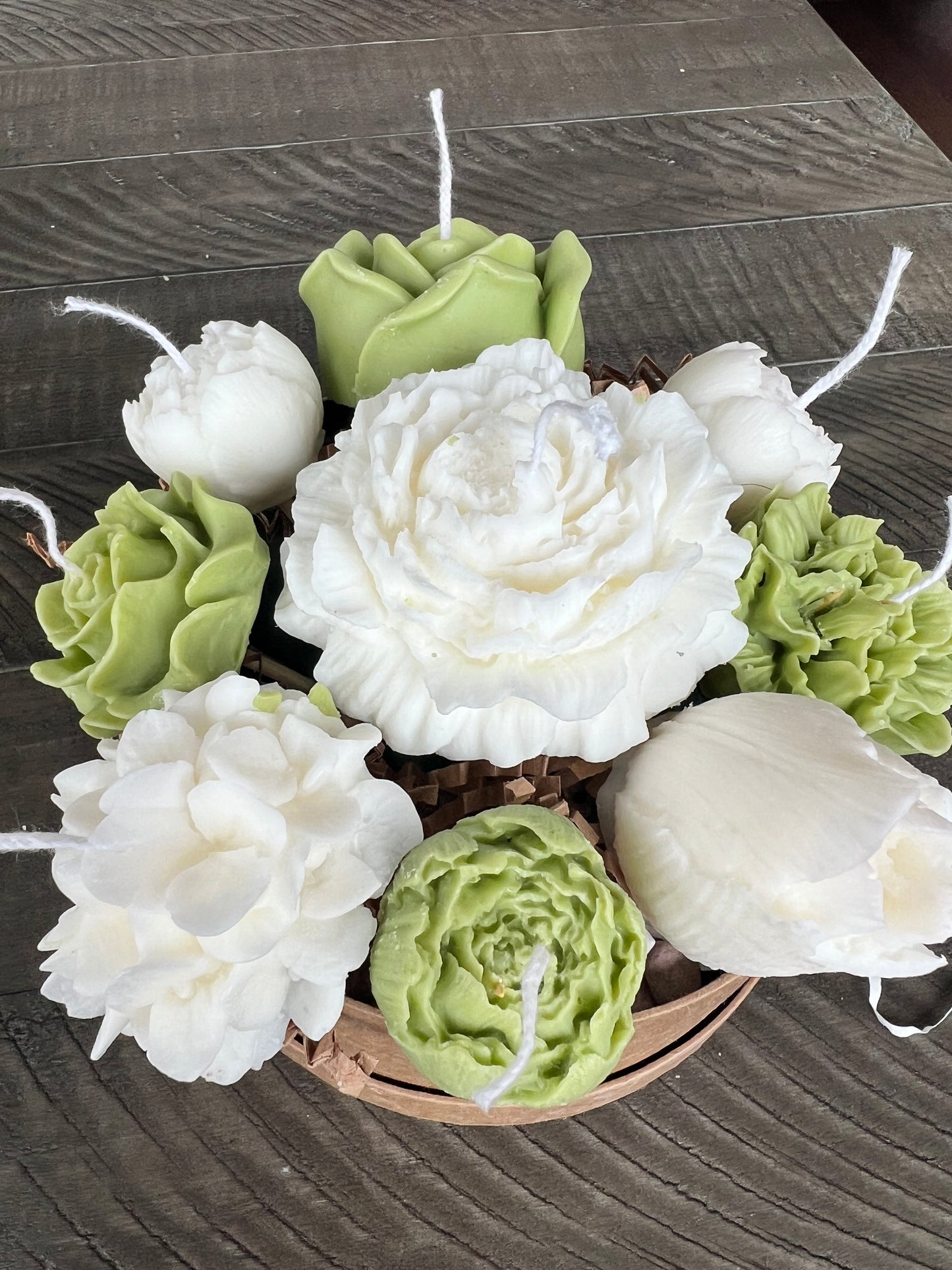 Leafy Candle bouquet