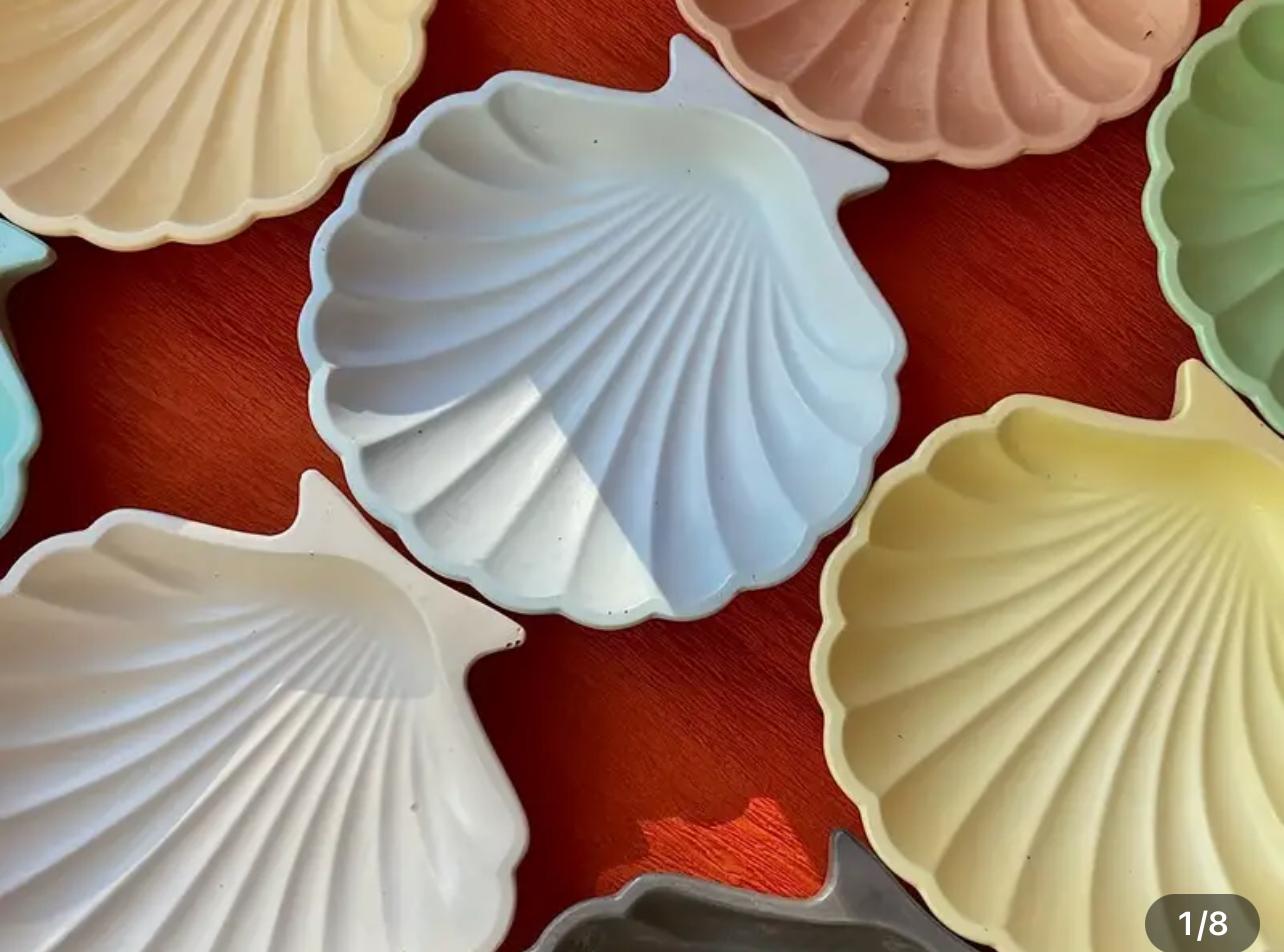 Shell jewellery trays