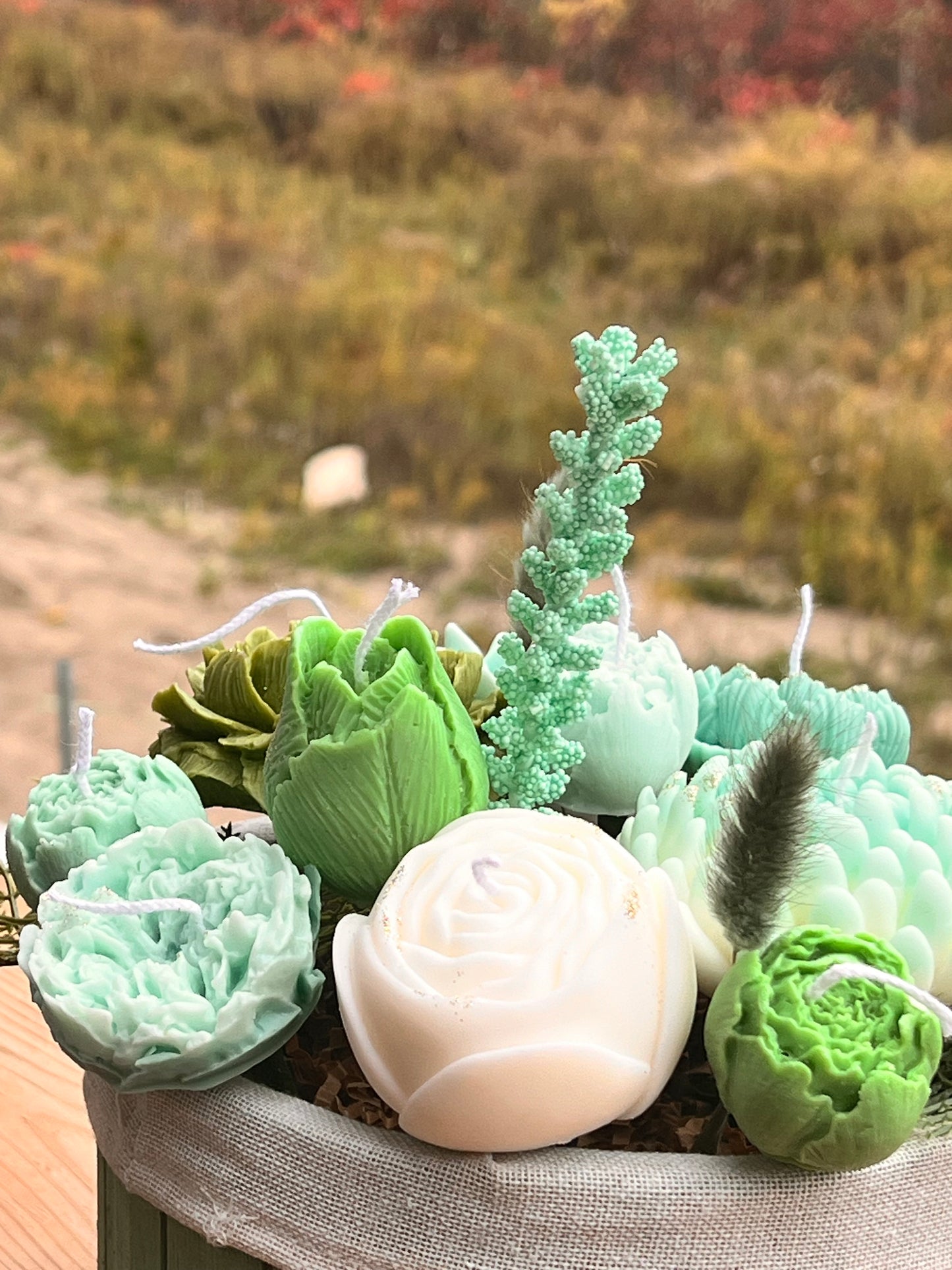 Aquatic candle bouquet