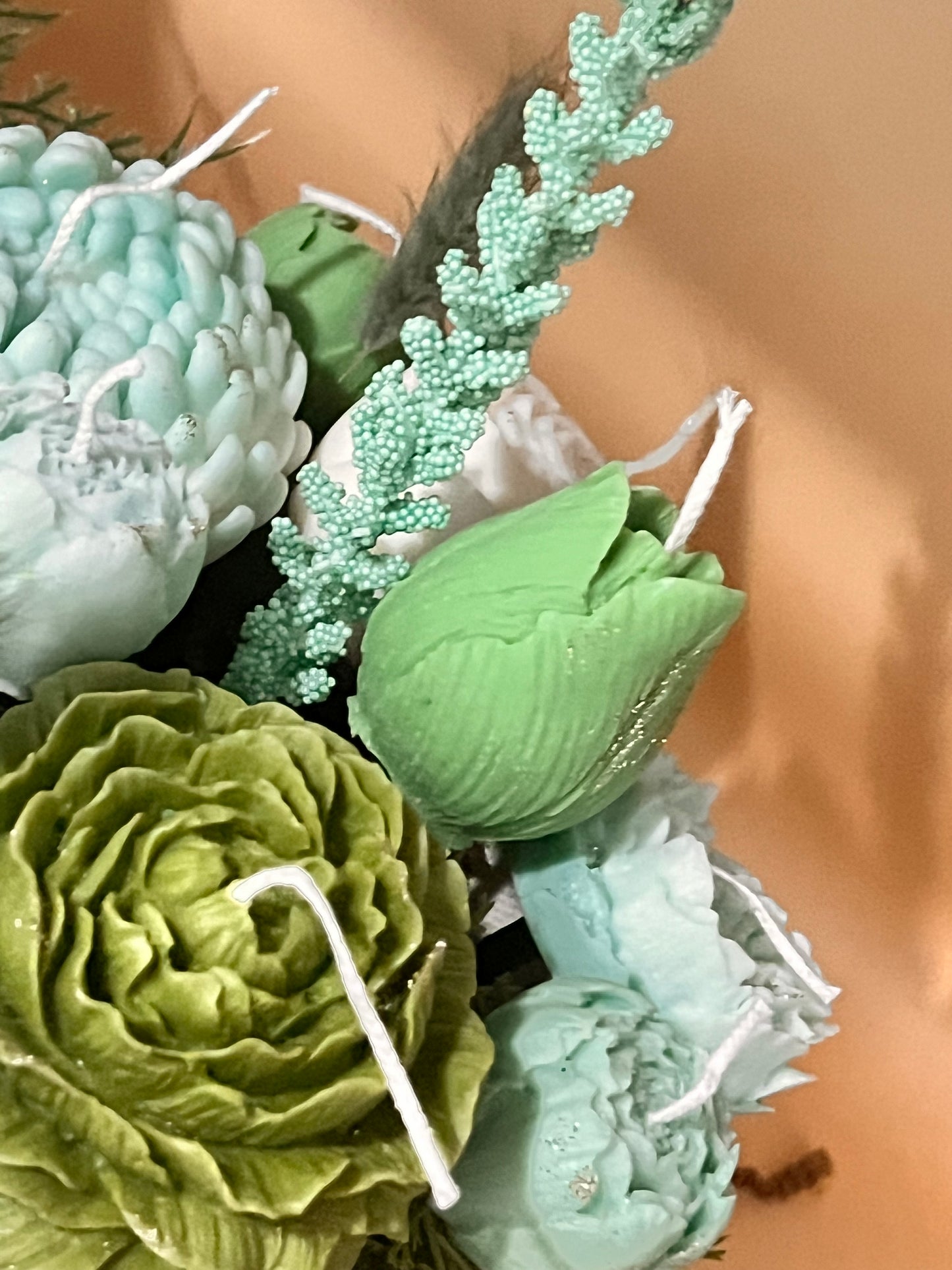 Aquatic candle bouquet