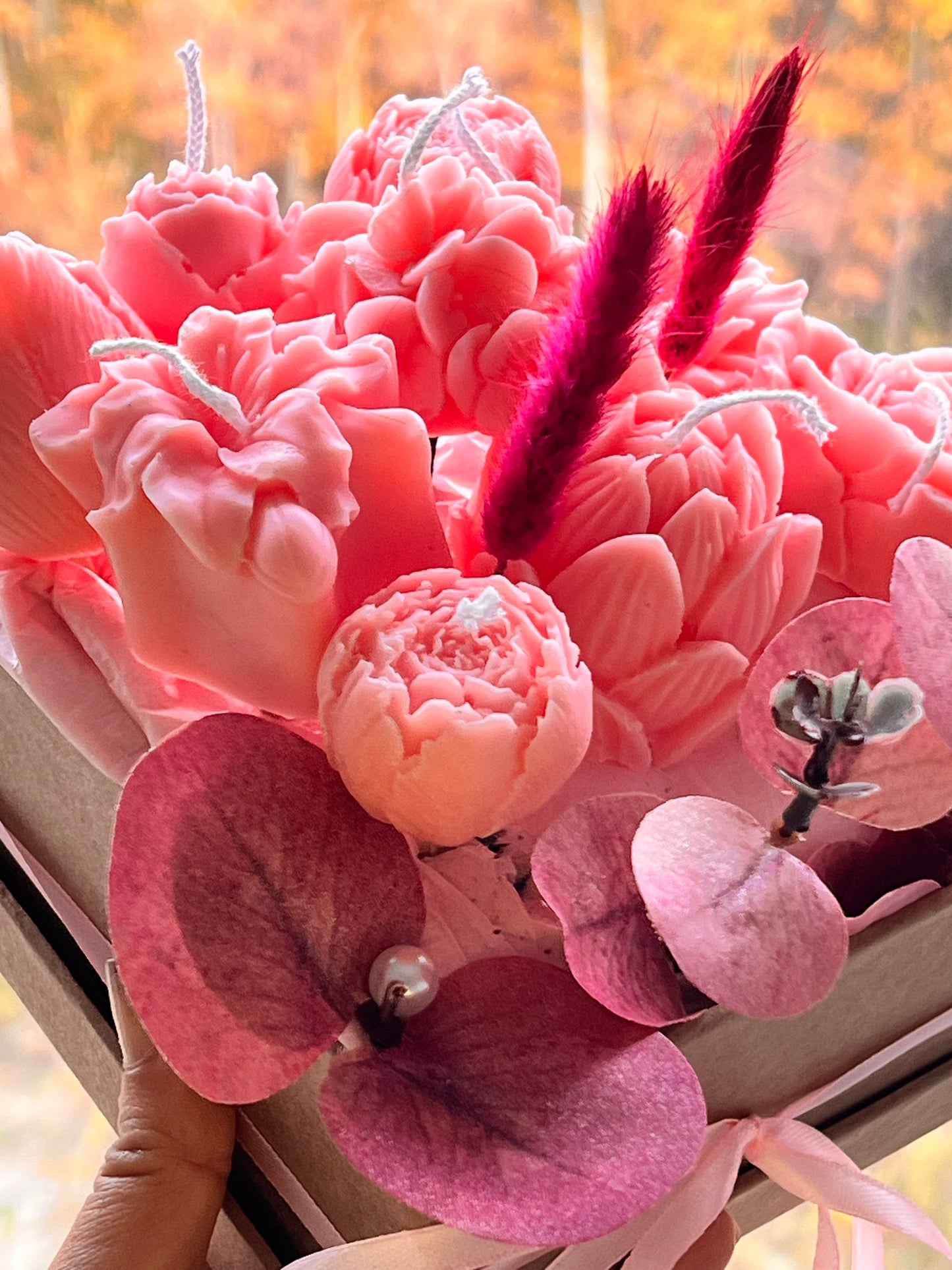 Roses candle bouquet