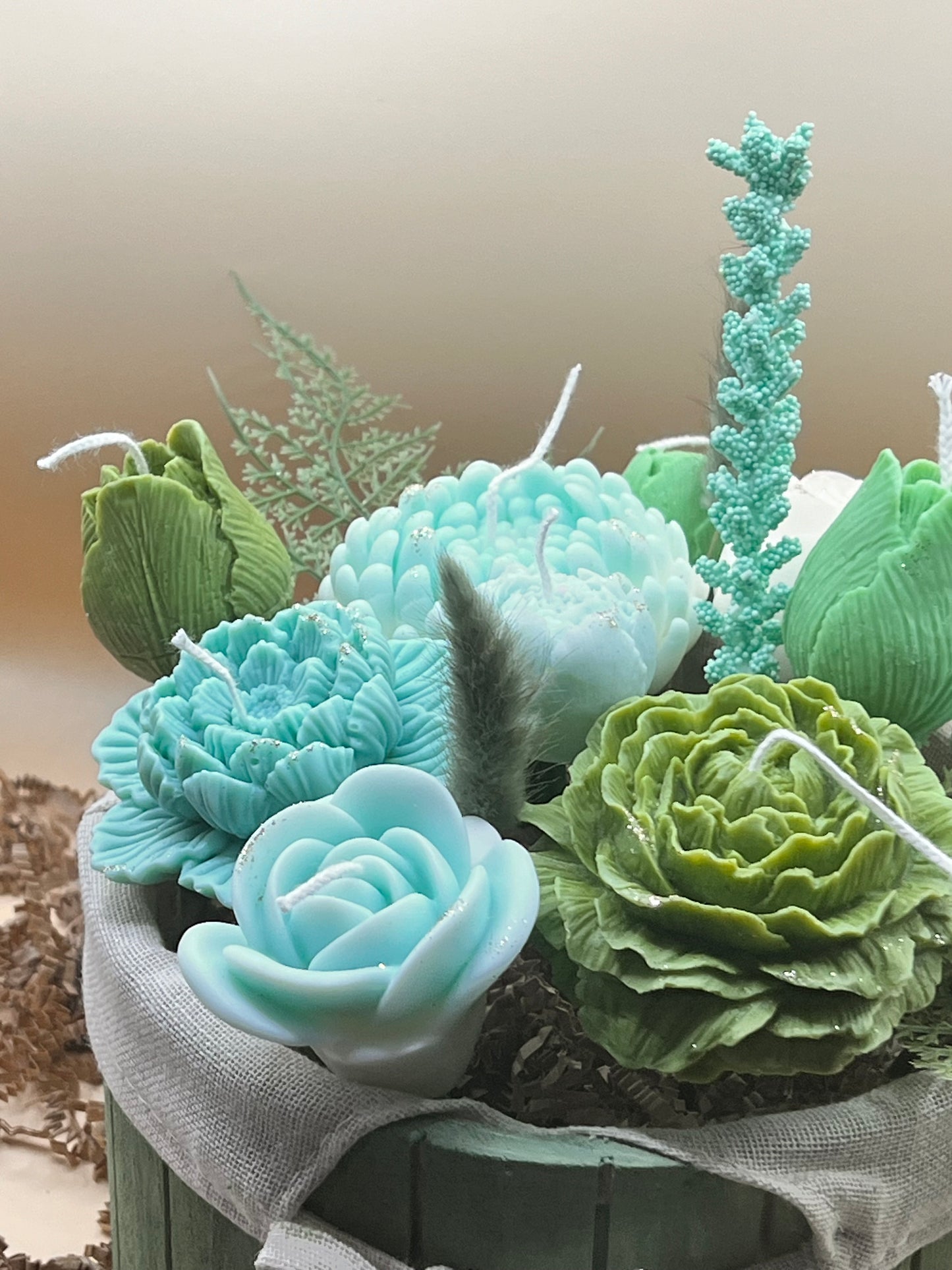 Aquatic candle bouquet