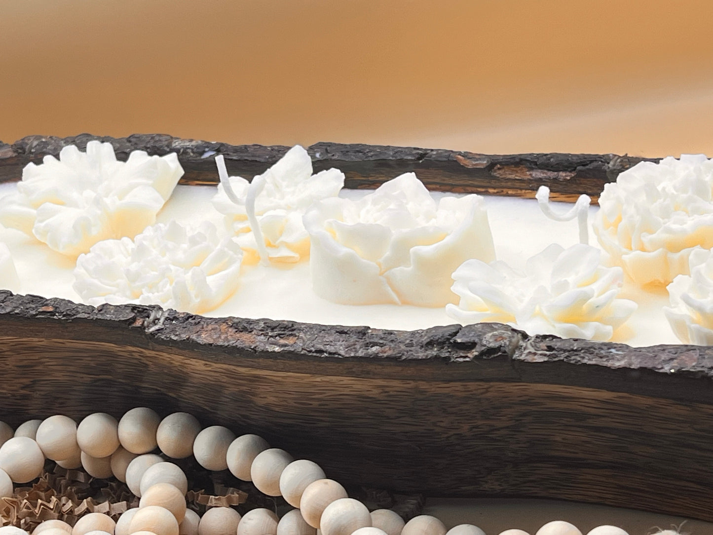 Wooden dough candle with decorative flowers