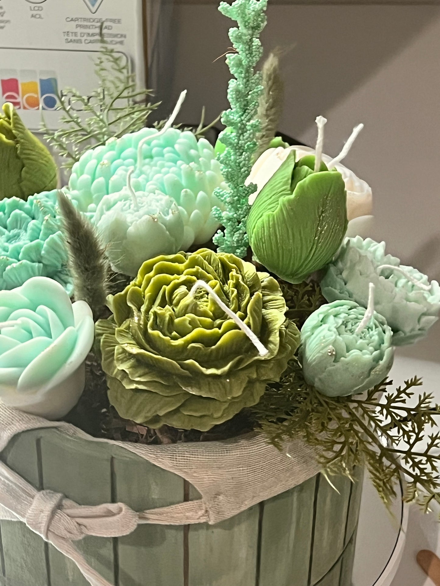 Aquatic candle bouquet