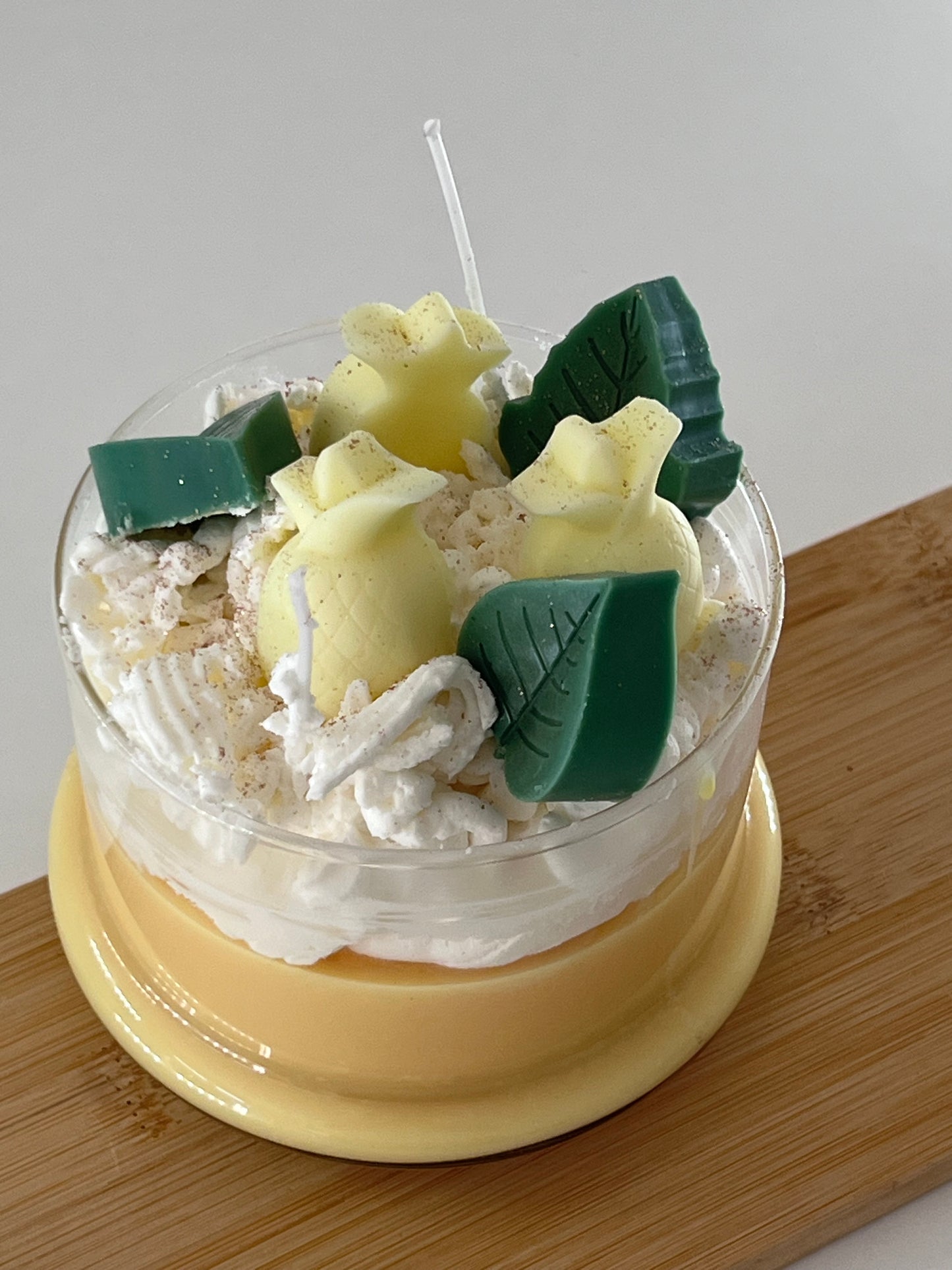 Pineapple sorbet candle