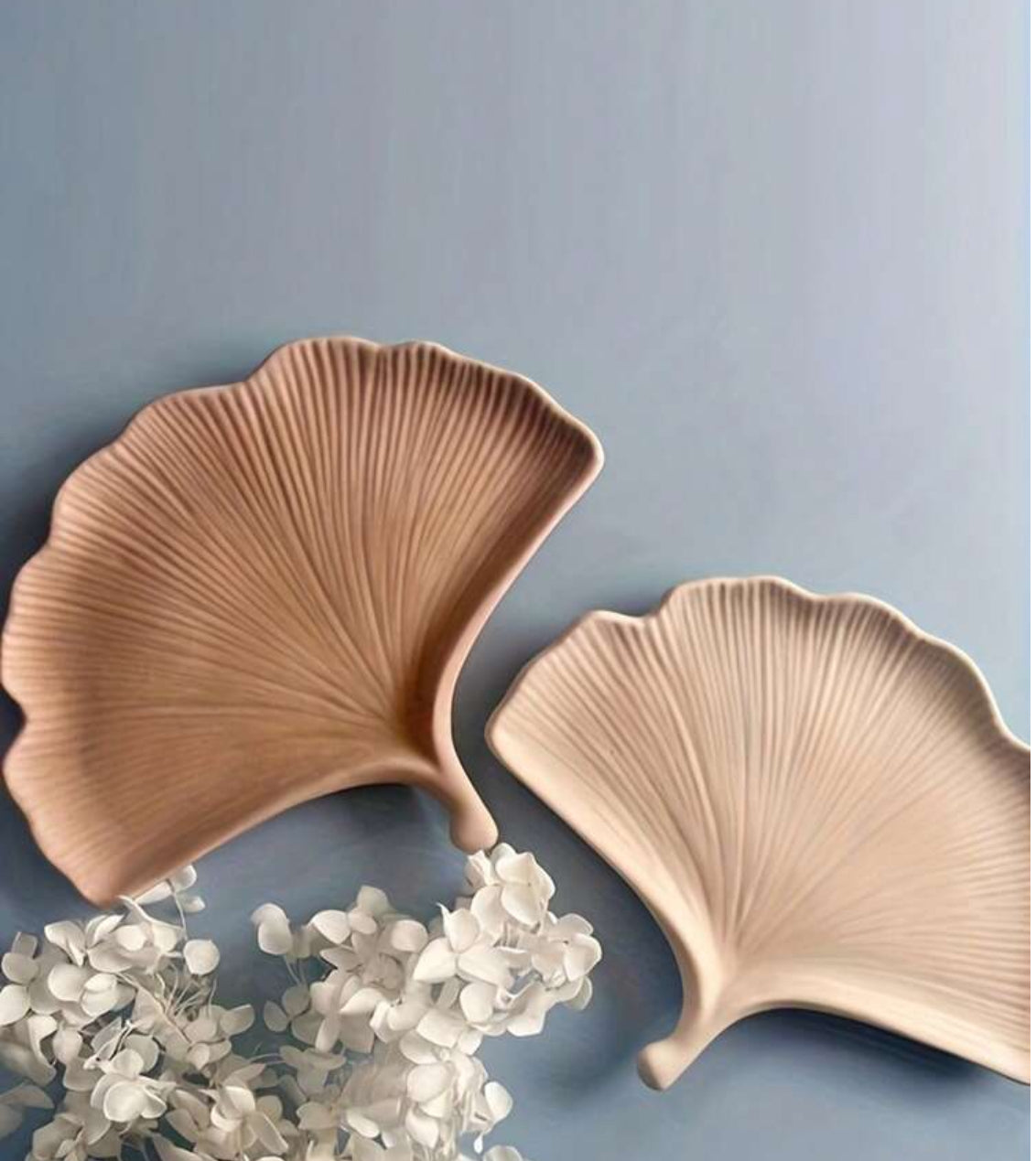 Leaf jewellery tray