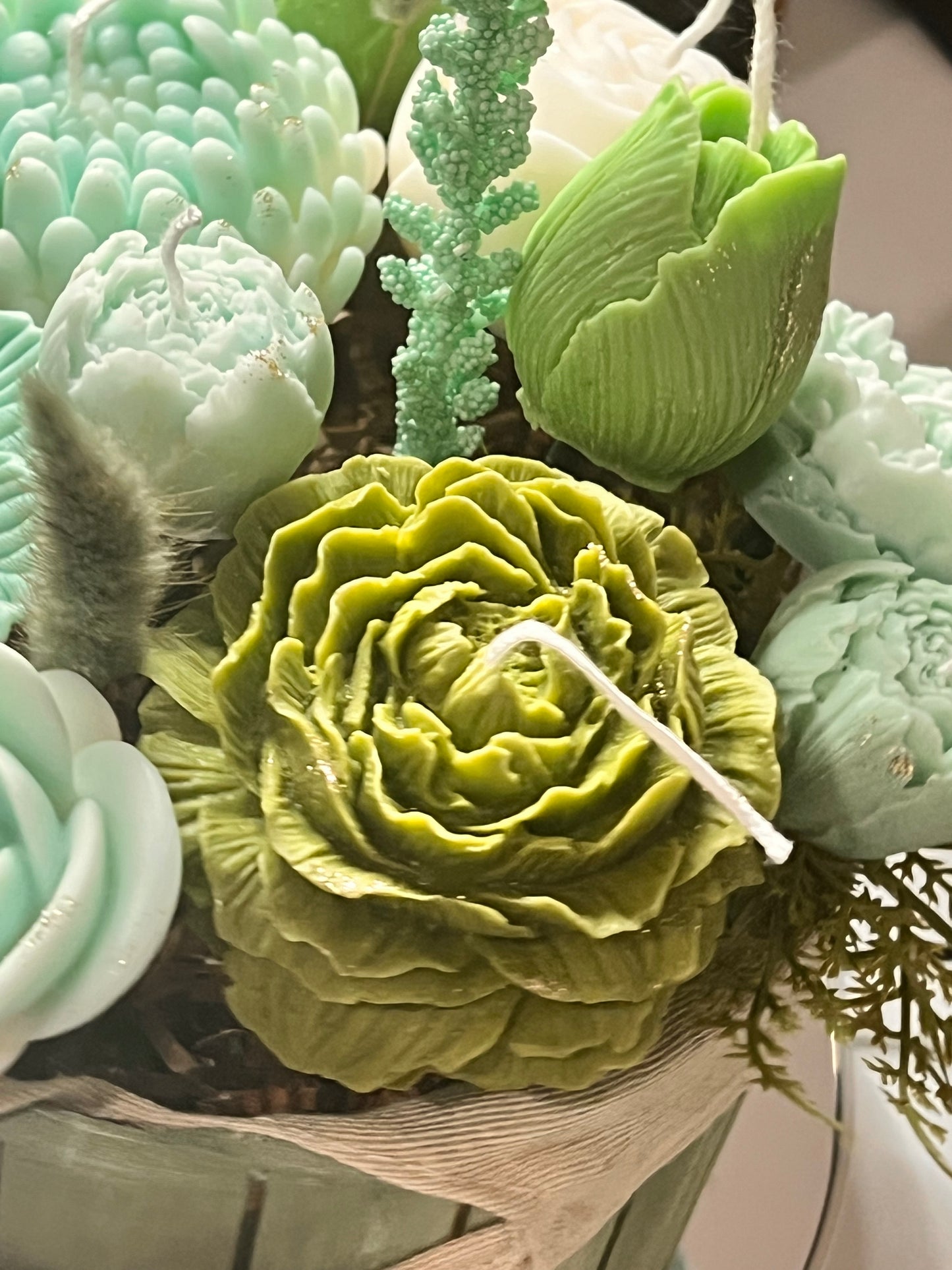 Aquatic candle bouquet