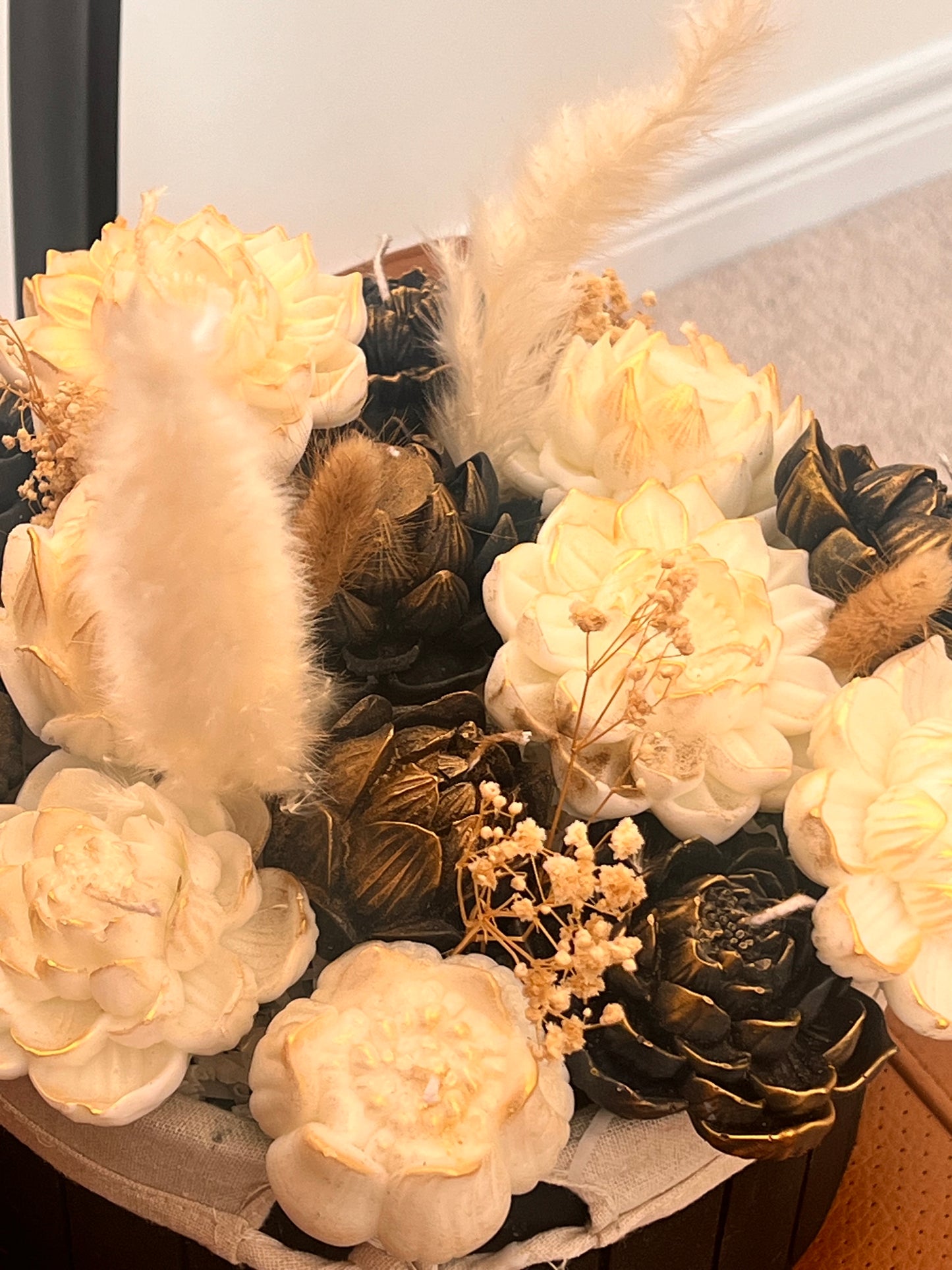 Black and gold candle bouquet