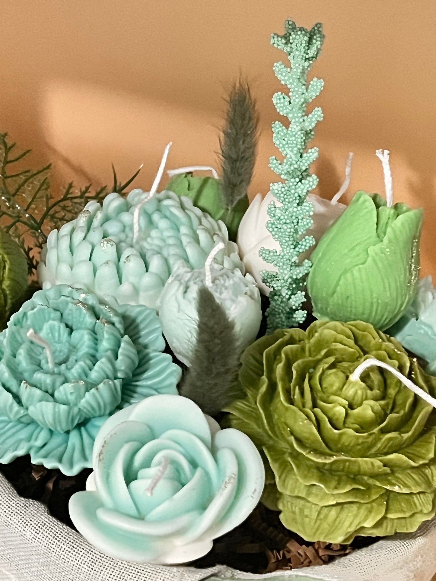 Aquatic candle bouquet