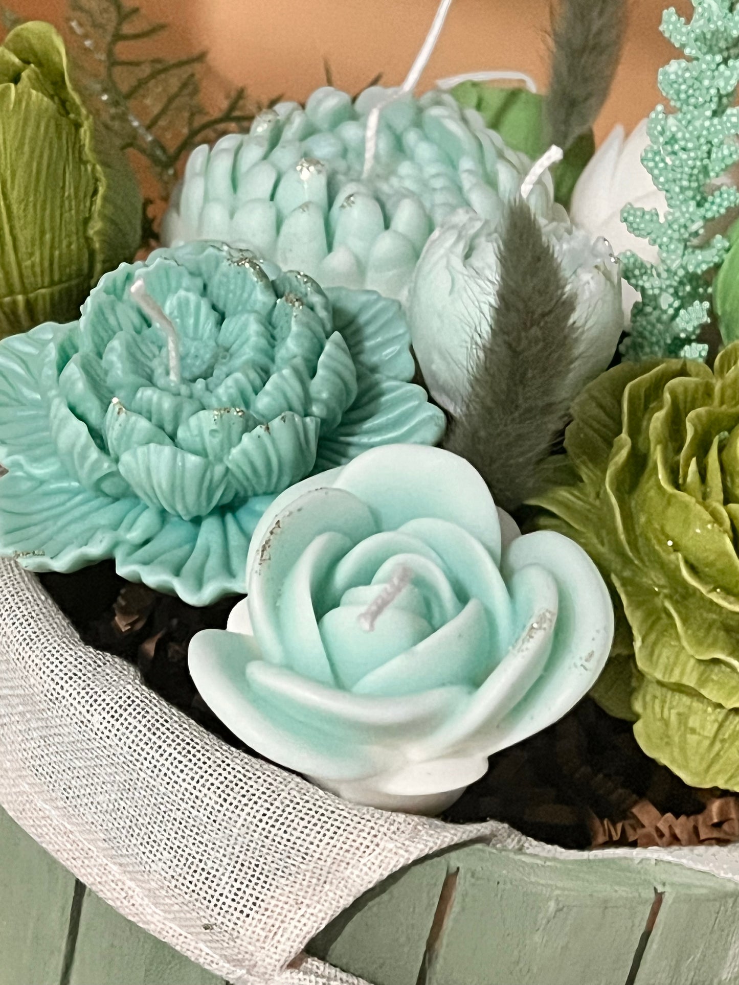 Aquatic candle bouquet