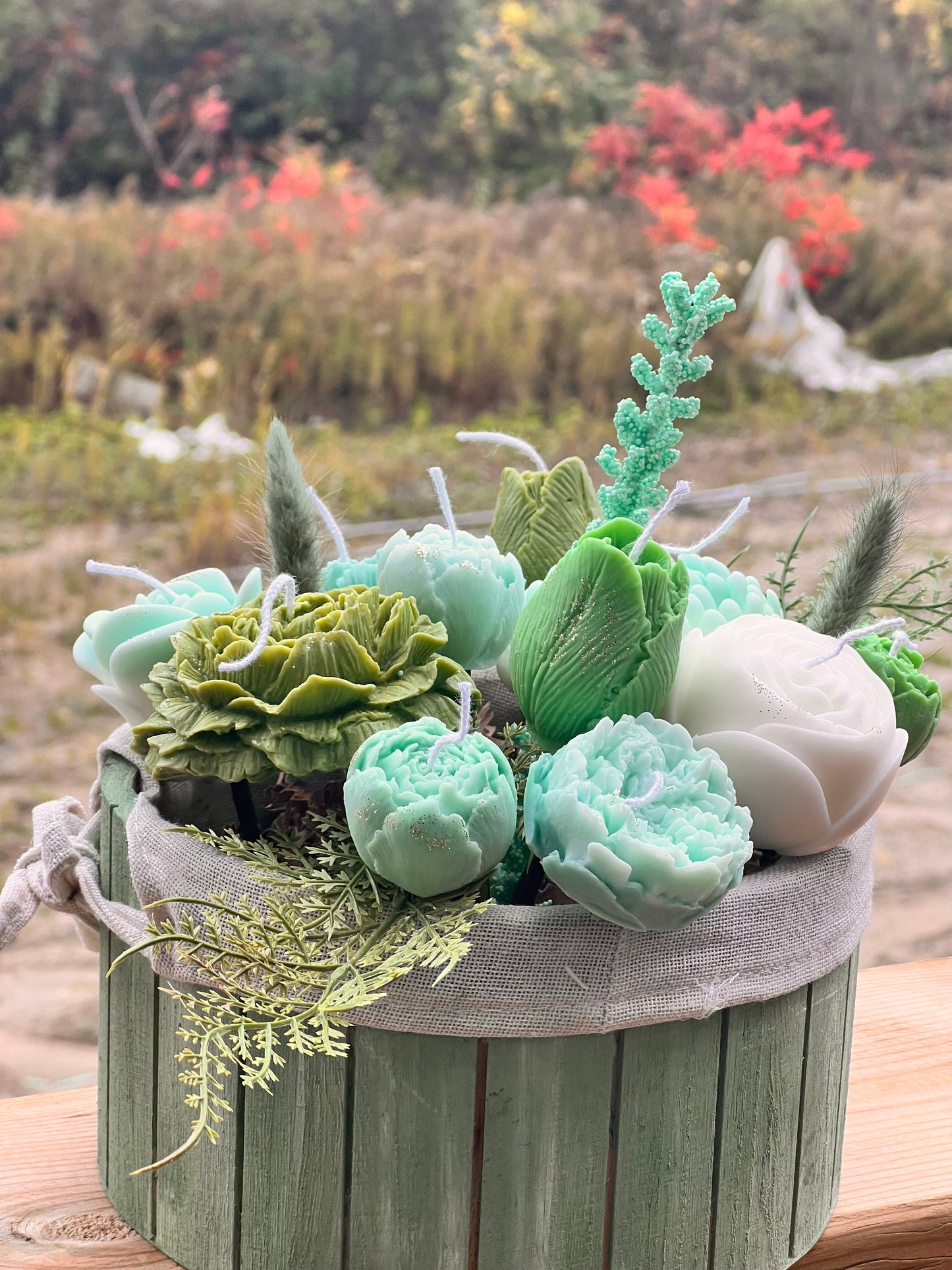 Aquatic candle bouquet