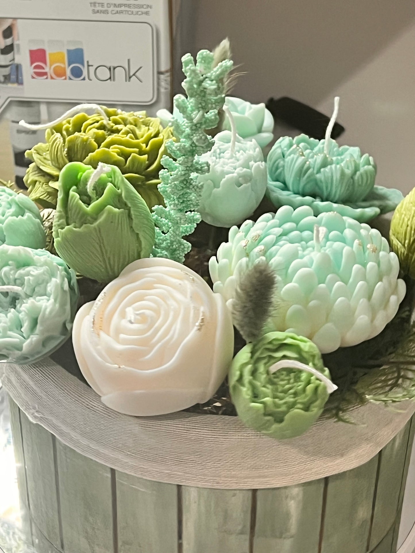 Aquatic candle bouquet