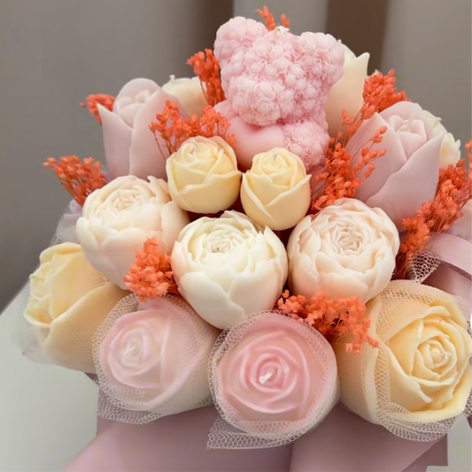 Multicoloured candle bouquet